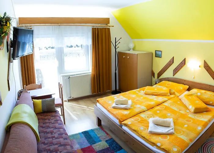 Guest house And Razen 3*
